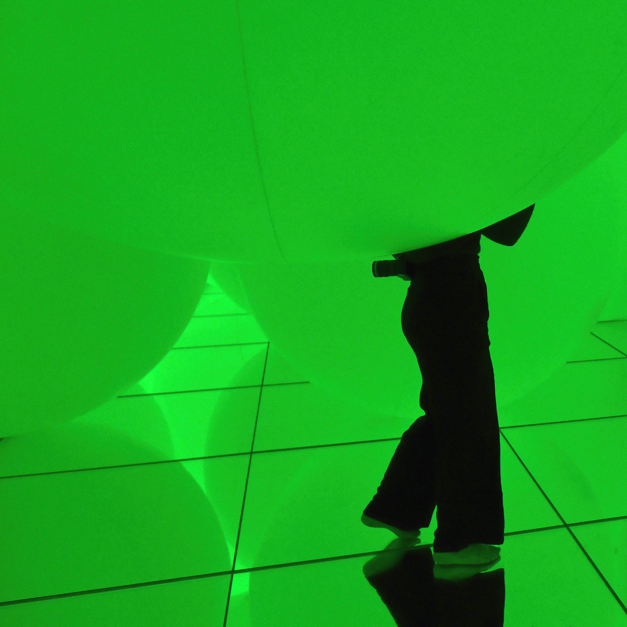 borderless_1000px_DSC_6193_cut_square