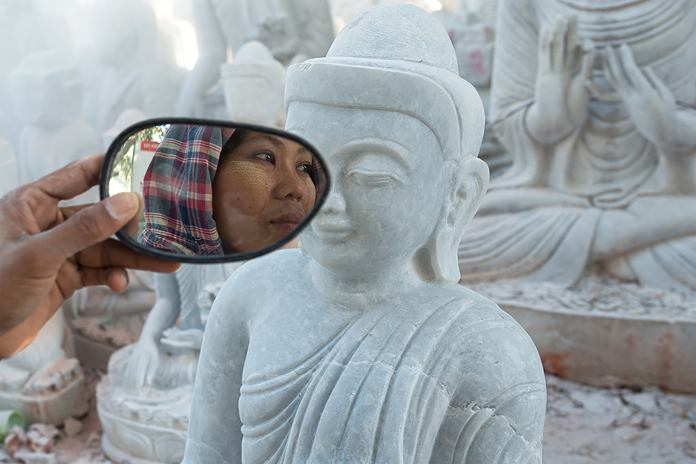 stone_mirror_DSC_3636_2000px_2